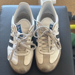 Adidas Sambas Classic White and Black Trainers size us 4